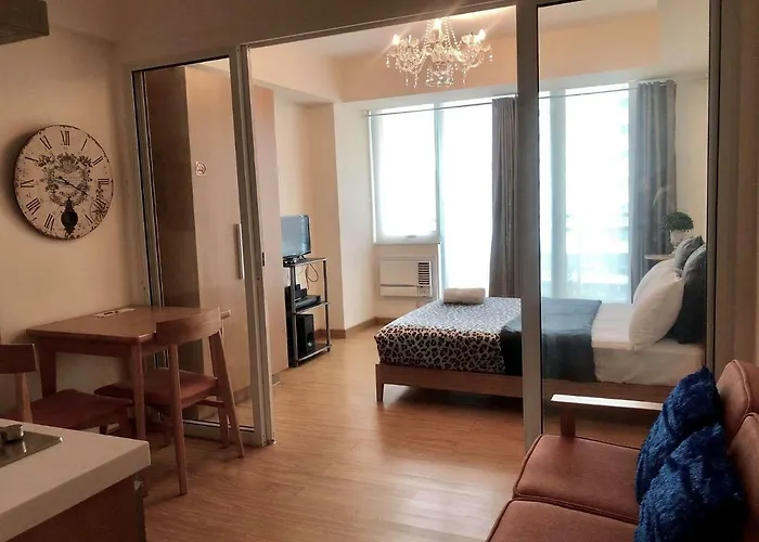 Apartment Azure C6 Balcony Wifi Near Mall Airport Multipl Units