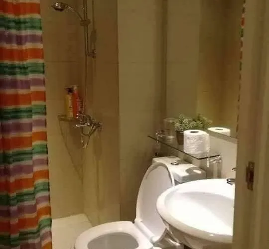 Apartment Azure C6 Balcony Wifi Near Mall Airport Multipl Units *