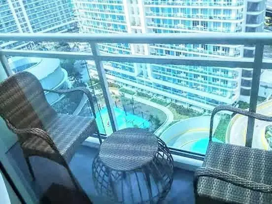 Azure C6 Balcony Wifi Near Mall Airport Multipl Units Apartment
